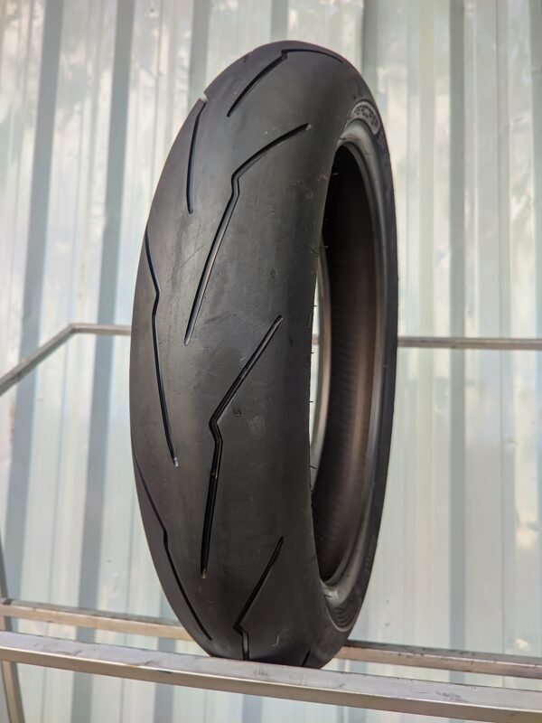 Pirelli Supercorsa SP V3 120/70-17 Usado - Imagem 6