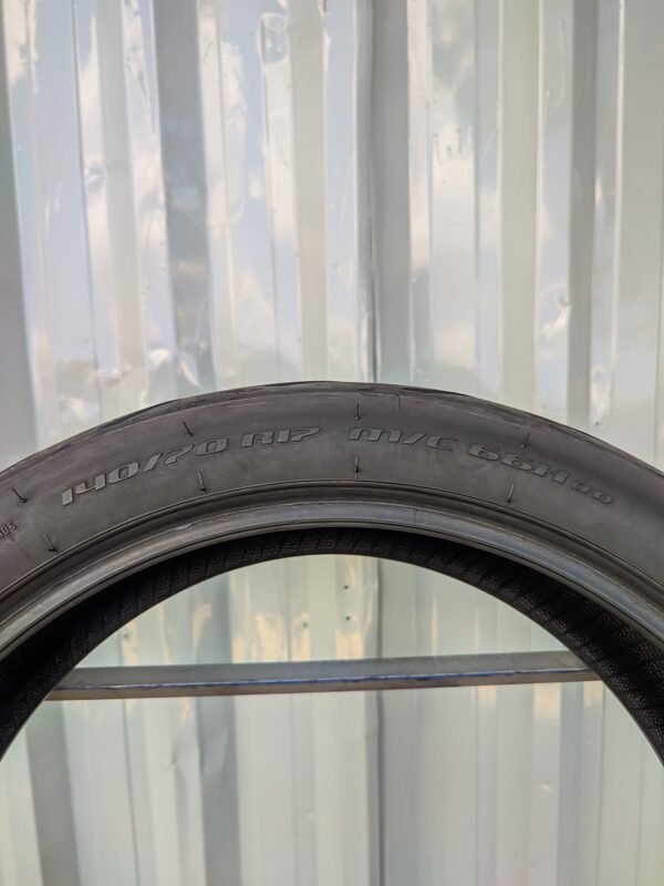 Metzeler Sportec M5 Interact 140/70-17 Usado - Imagem 4