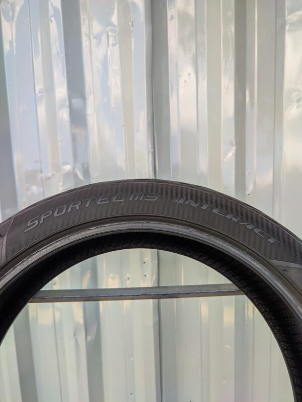 Metzeler Sportec M5 Interact 140/70-17 Usado - Imagem 5