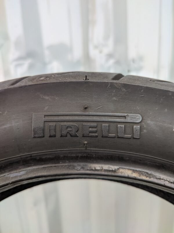 Pirelli Diablo Scooter 130/70-13 Pneu Traseiro Usado - Imagem 7