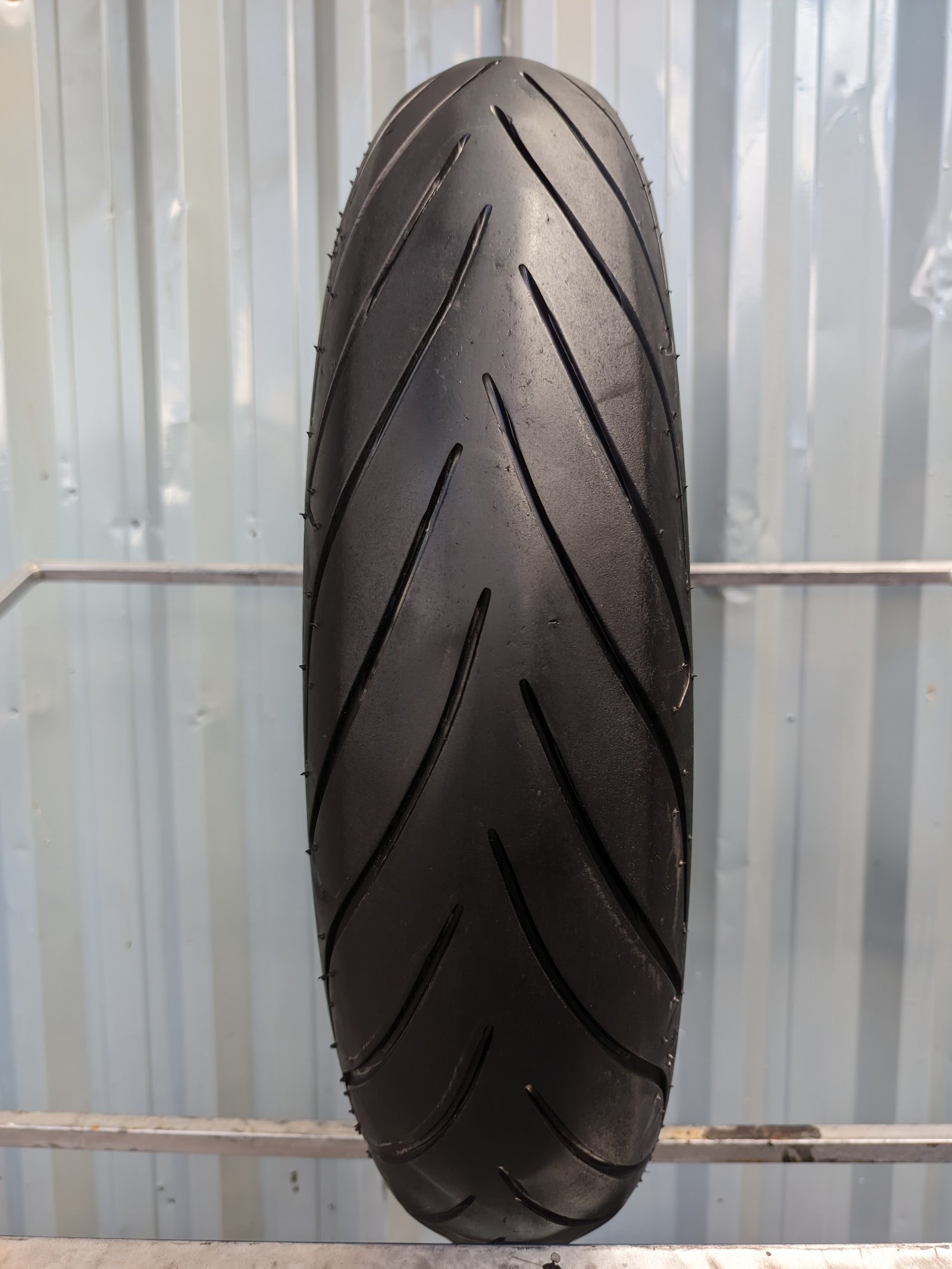 Dunlop D222 Sportmax 120/70-17 Usado