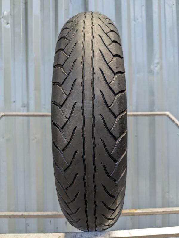 Dunlop Sportmax D220f ST 120/70-18 Usado