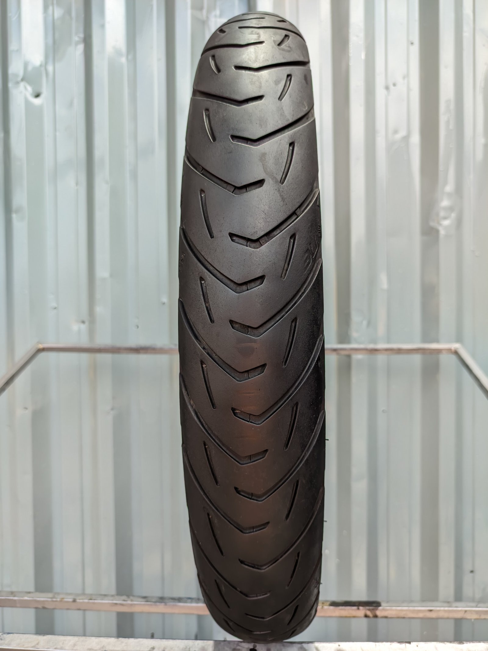 Metzeler Tourance Next 2 90/90-21 Usado