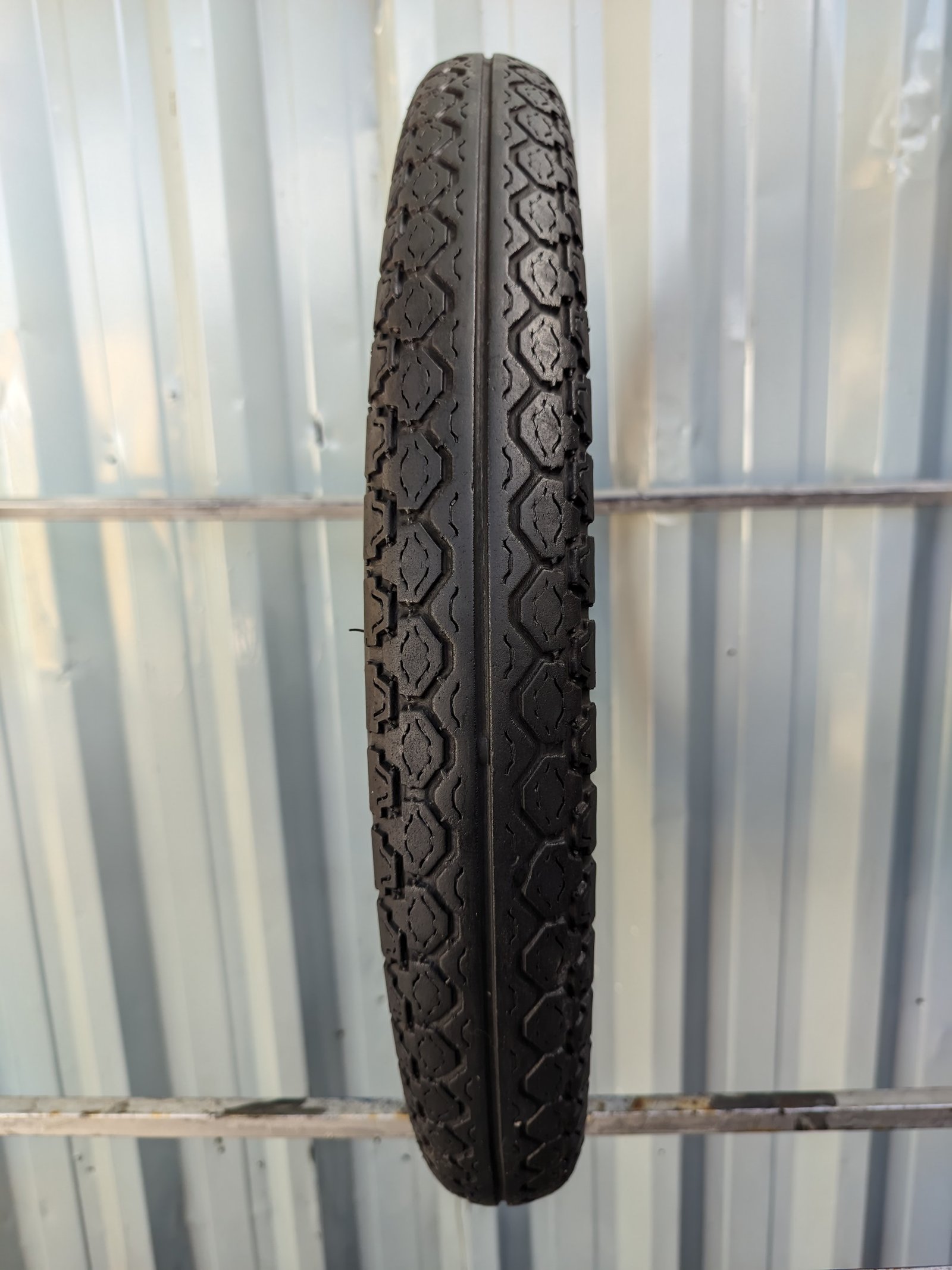Pirelli MT15 Mandrake 60/100-17 Usado