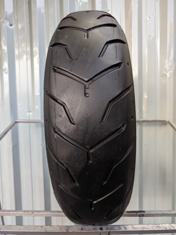 Dunlop D407 Harley Davidson 180/55-18 Usado