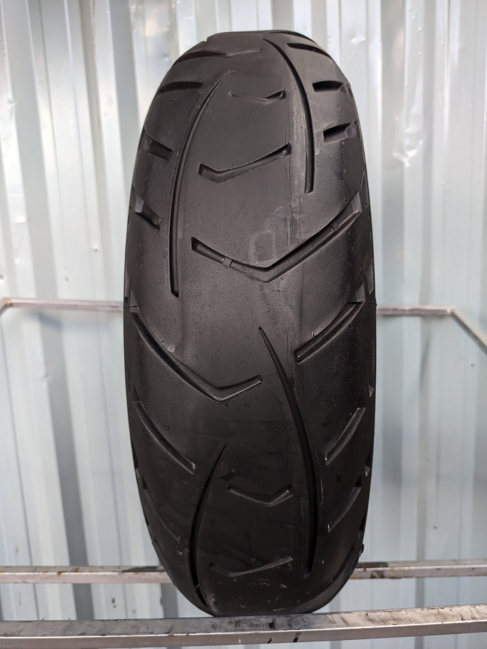 Metzeler Tourance Next 170/60-17 Usado