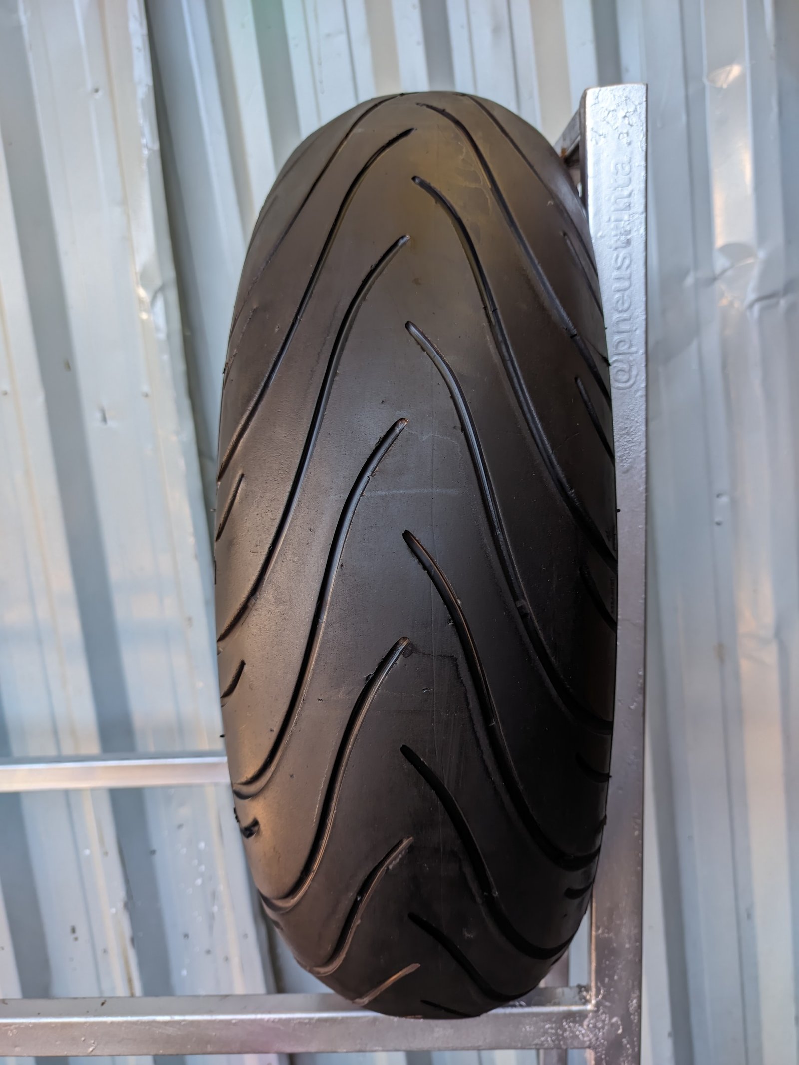 Michelin Pilot Street 180/55-17 Pneu Usado