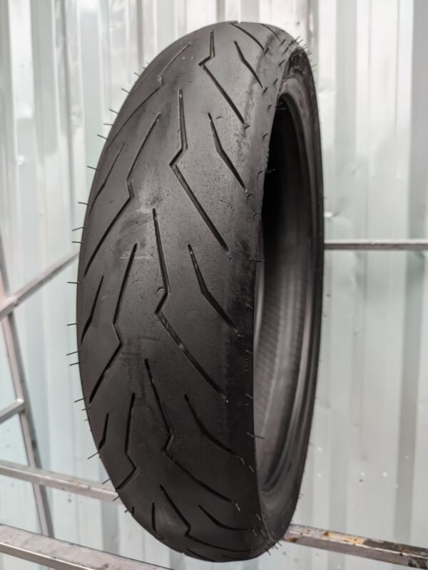 Pirelli Diablo Rosso 3 110/70-17 Usado - Imagem 7