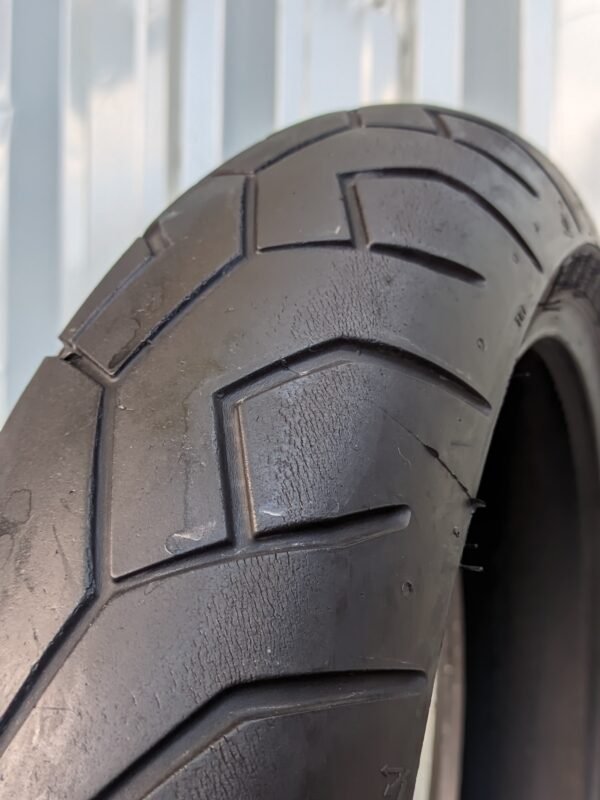 Pirelli Diablo 120/70-17 Usado - Imagem 4