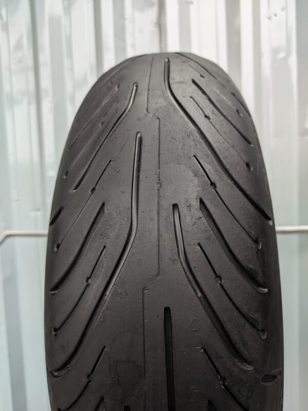 Michelin Pilot Road 4 GT 180/55-17 Usado - Imagem 2
