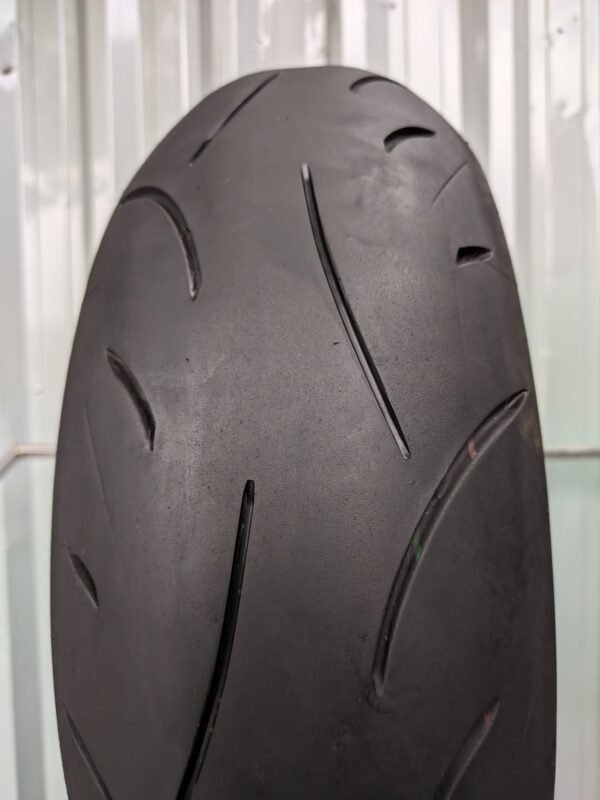 Dunlop D214 Sportmax 180/55-17 Usado - Imagem 2