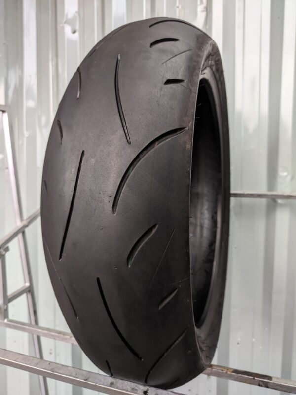 Dunlop D214 Sportmax 180/55-17 Usado - Imagem 3