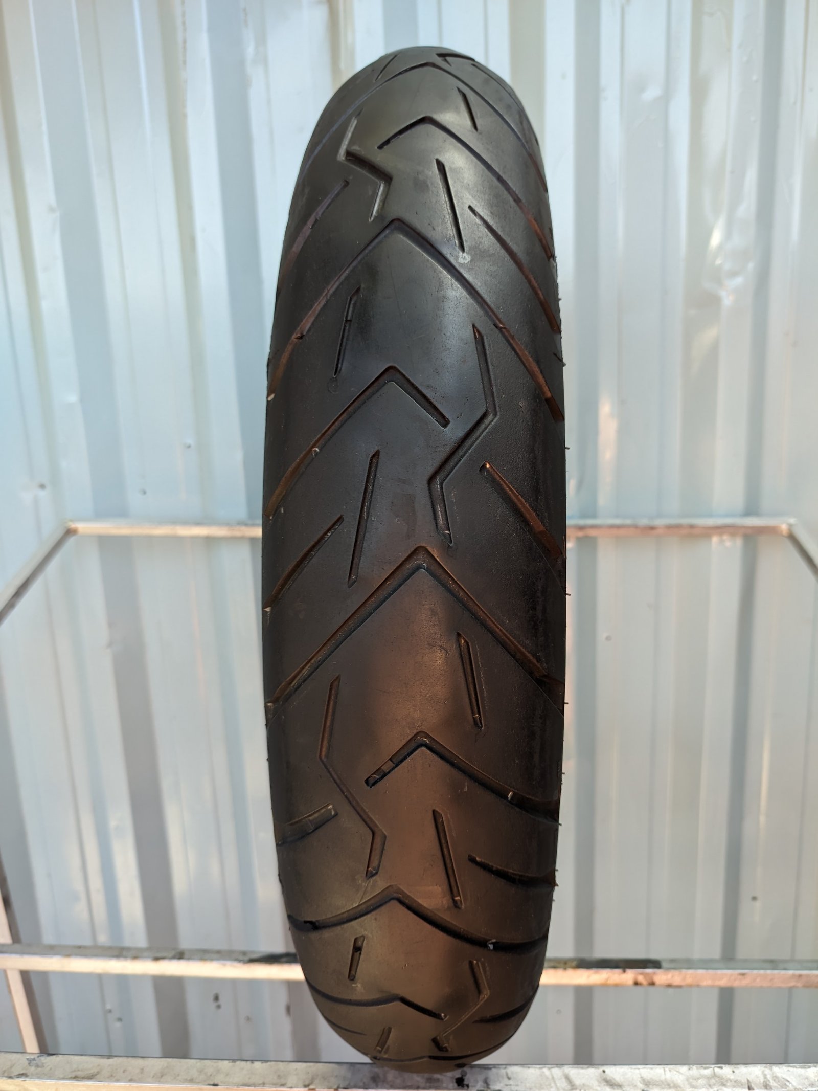 Pirelli Scorpion Trail 2 120/70-19 Usado