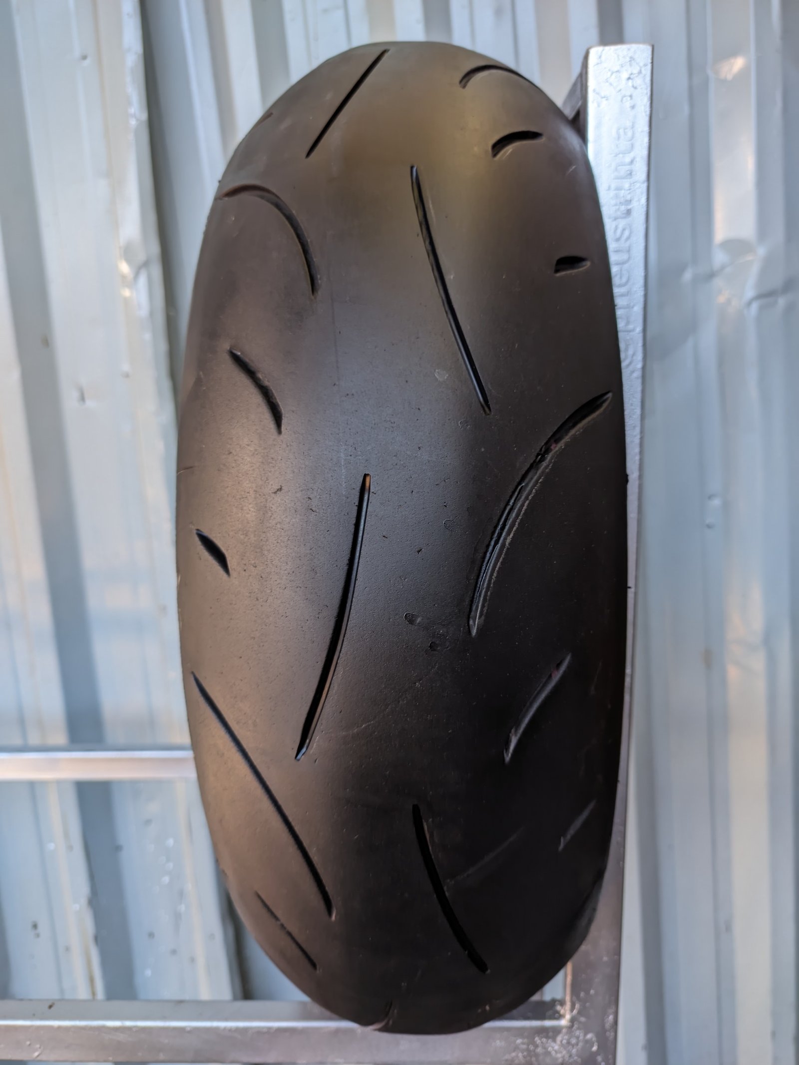 Dunlop D214 Sportmax 180/55-17 Pneu Usado