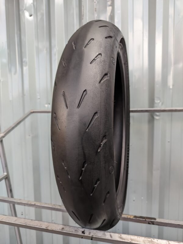 Michelin Power GP 120/70-17 Usado - Imagem 3