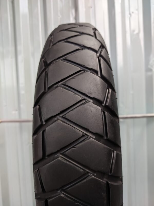 Michelin Anakee Street 130/80-17 Usado - Imagem 2