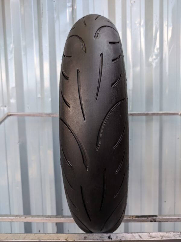 Metzeler Sportec M9 RR 120/70-17 Usado