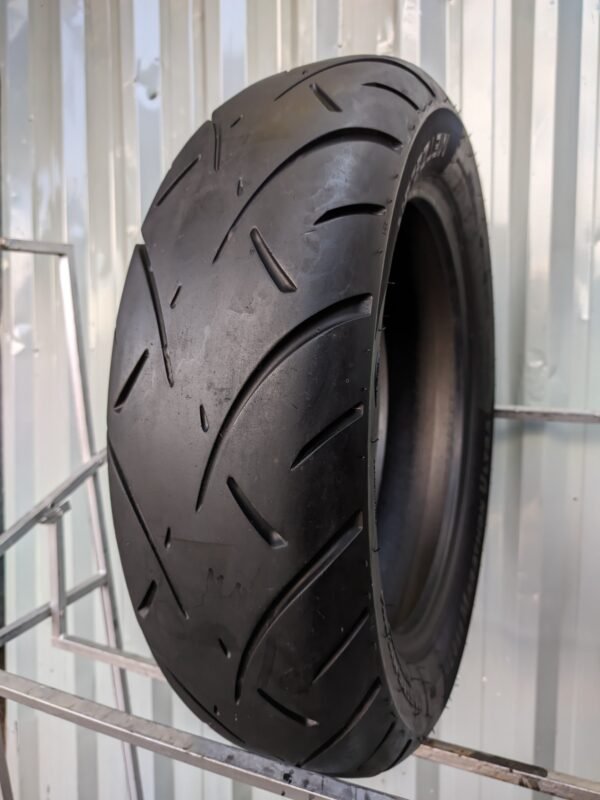 Metzeler ME888 Marathon Ultra 180/65-16 Usado - Imagem 8