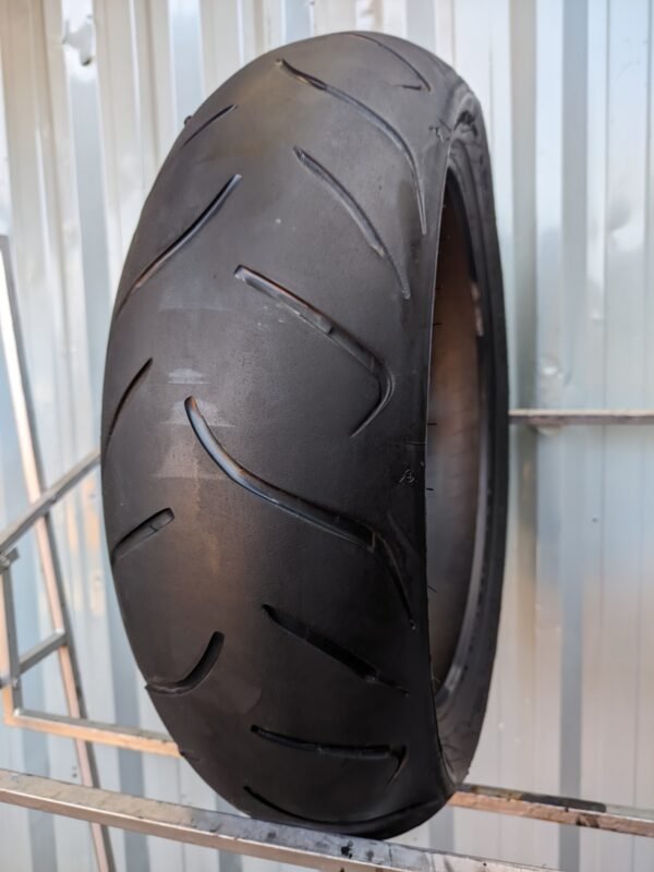 Dunlop Sportmax D222 180/55-17 Usado - Imagem 3