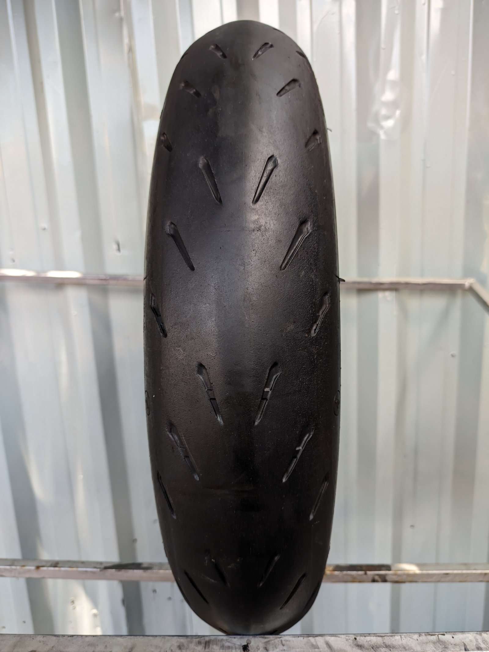 Michelin Power GP 120/70-17 Usado