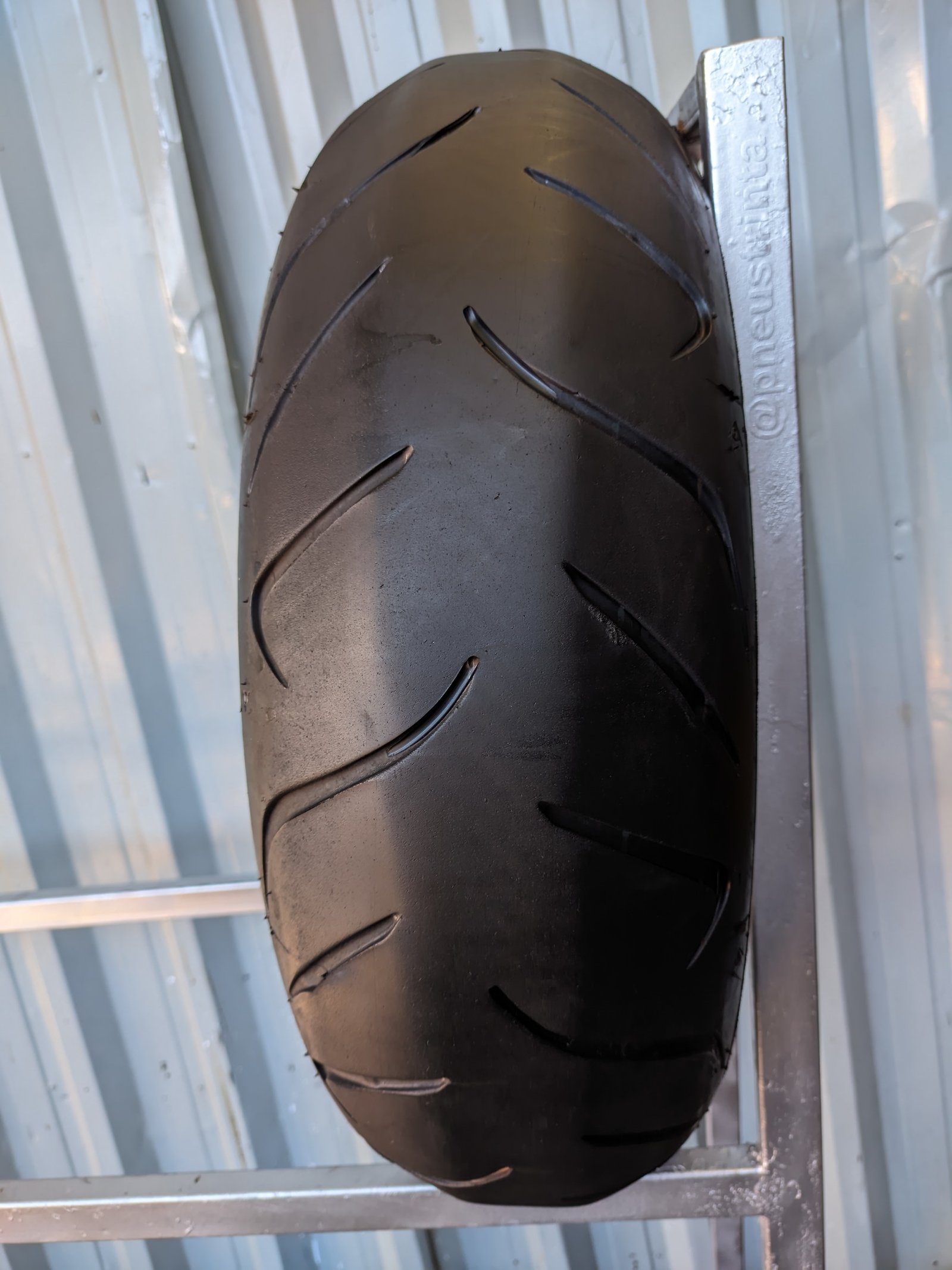 Dunlop Sportmax D222 180/55-17 Pneu Usado
