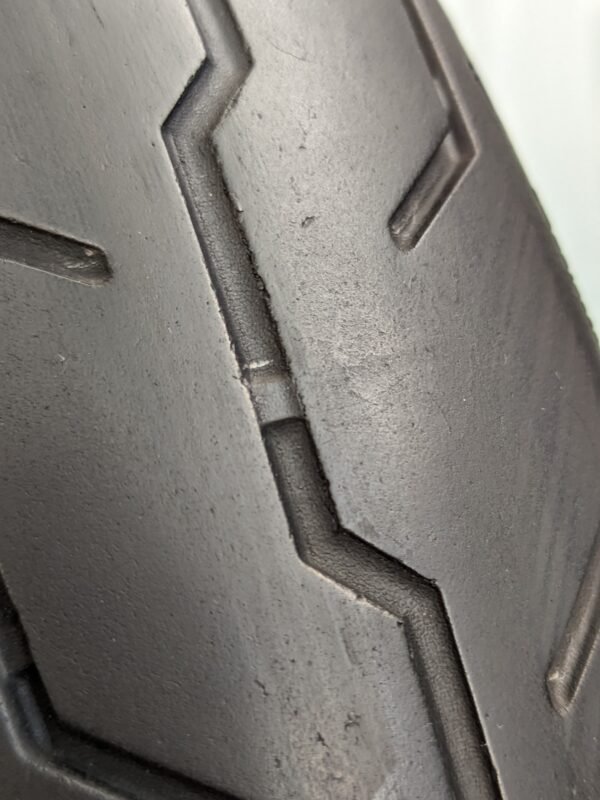 Michelin Scorcher 31 Harley Davidson 100/90-19 Usado - Imagem 3