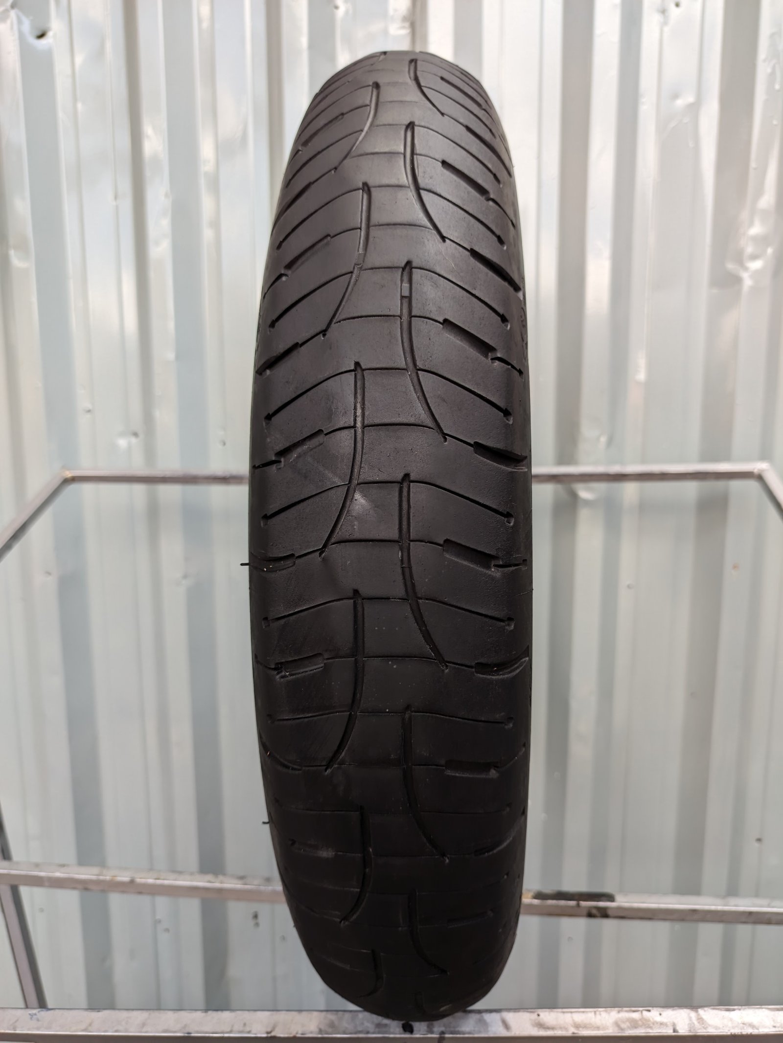 Michelin Pilot Road 4 120/70-19 Usado
