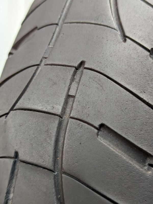 Michelin Pilot Road 4 120/70-19 Usado - Imagem 3