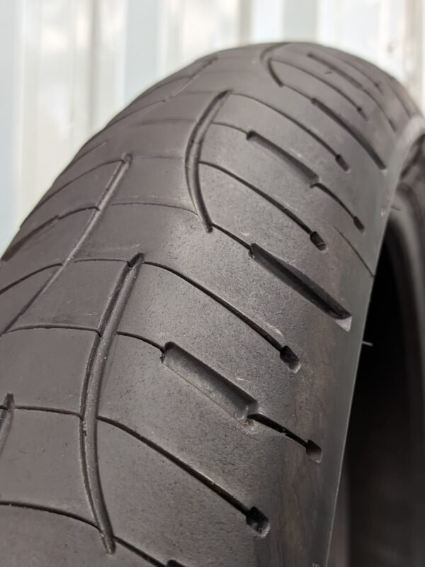 Michelin Pilot Road 4 120/70-19 Usado - Imagem 4