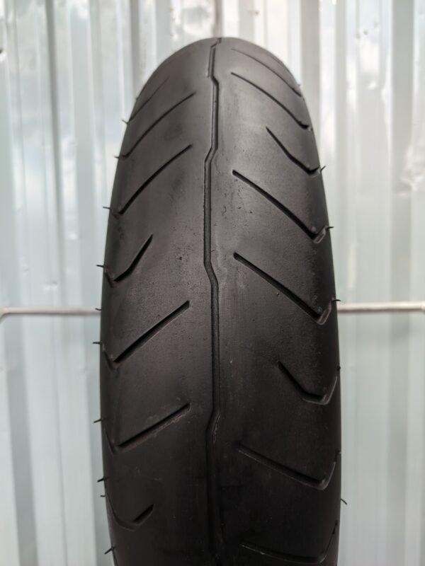 Bridgestone Exedra G709 130/70-18 Usado - Imagem 2