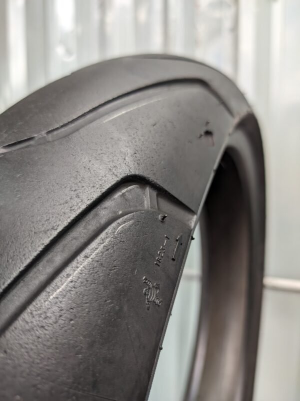 Michelin Scorcher 11 Harley Davidson 130/60-21 Usado - Imagem 5
