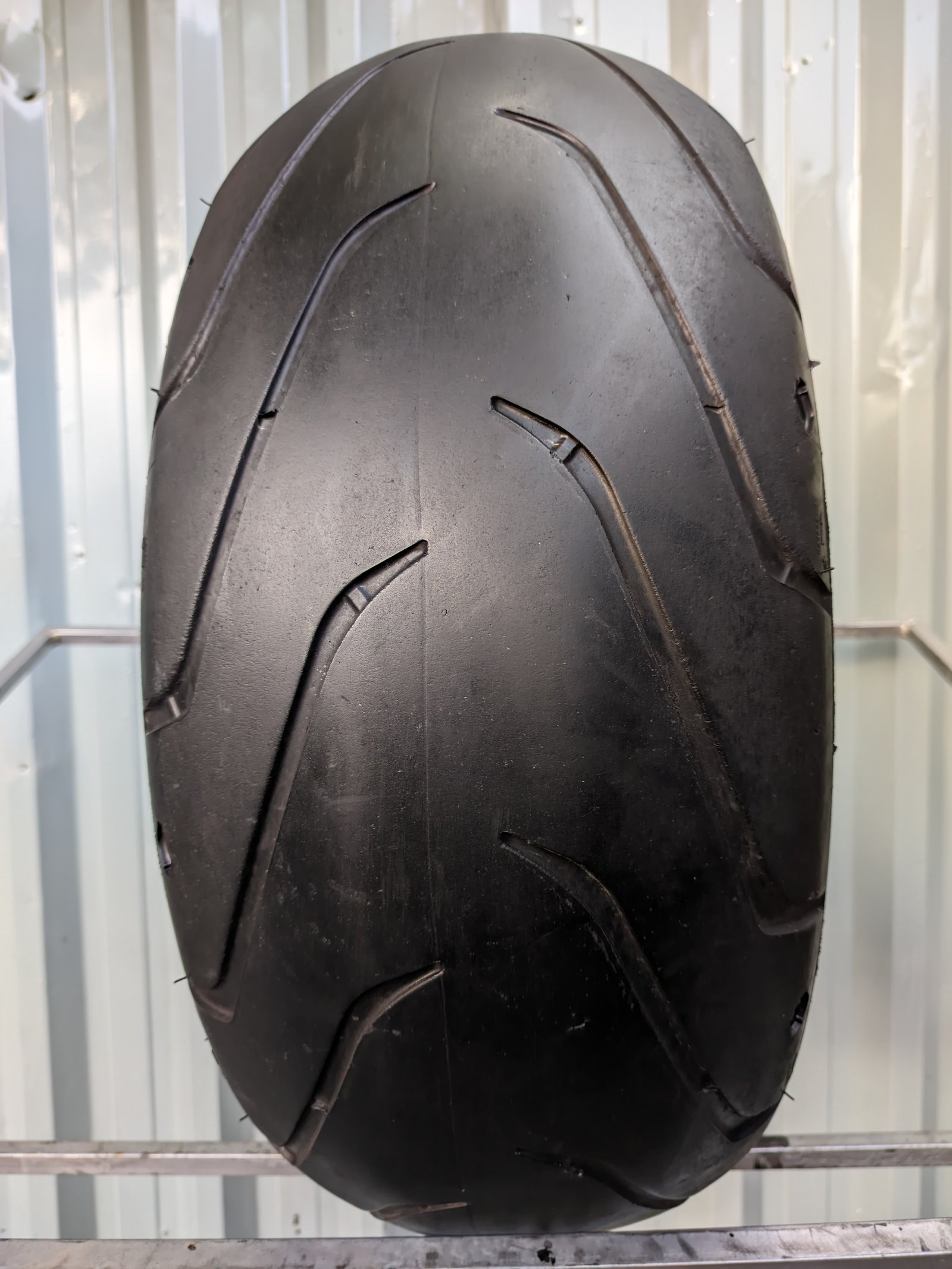 Michelin Scorcher 11 Harley Davidson 240/40-18 Usado