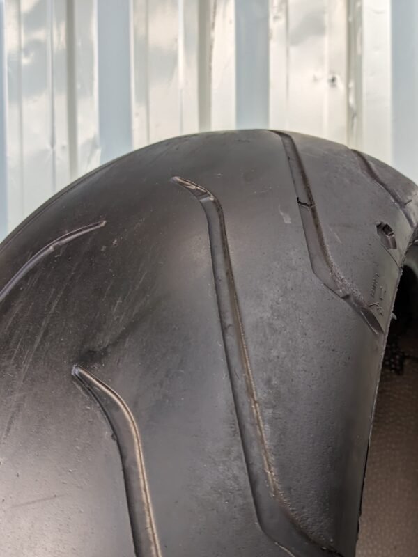 Michelin Scorcher 11 Harley Davidson 240/40-18 Usado - Imagem 7