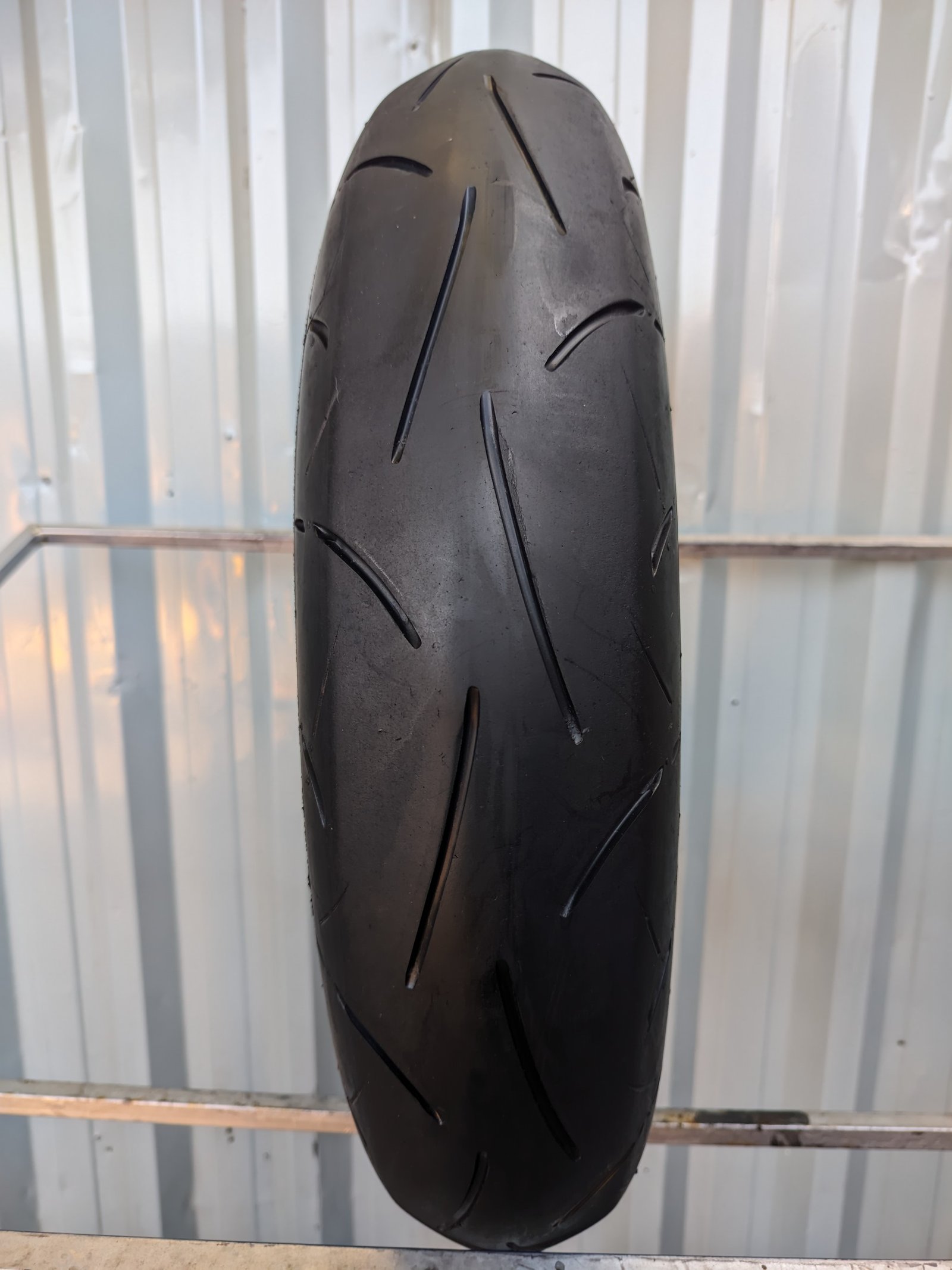 Dunlop Roadsport 2 120/70-17 Usado