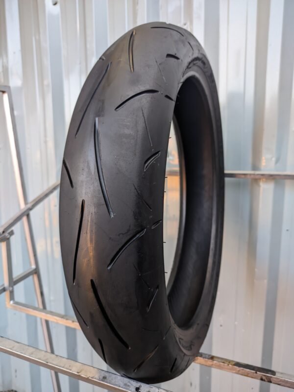 Dunlop Roadsport 2 120/70-17 Usado - Imagem 3