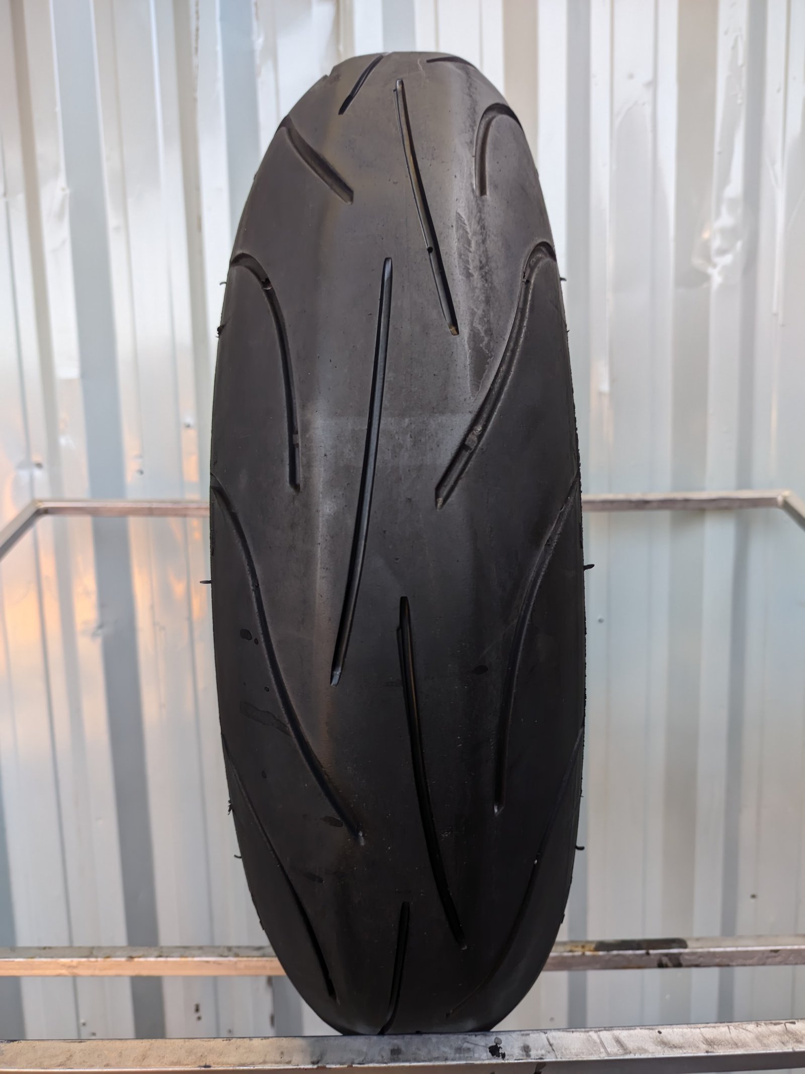 Michelin Pilot Power 160/60-17 Usado