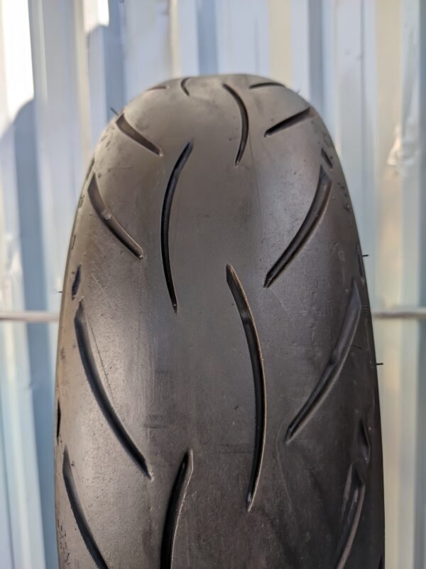 Metzeler Sportec M5 Interact 140/70-17 Usado - Imagem 2