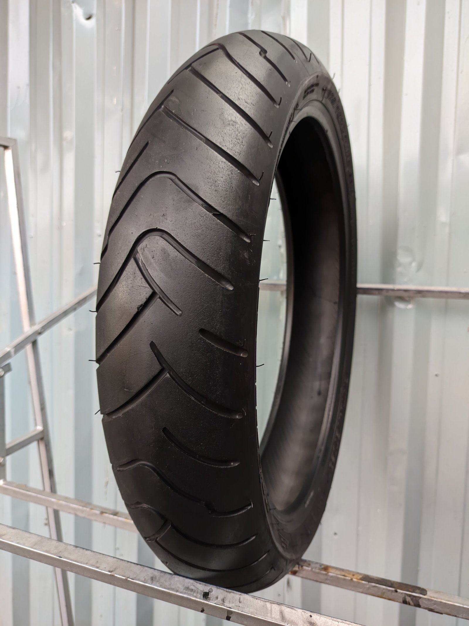 Michelin Pilot Street 120/70-17 Usado - Imagem 3
