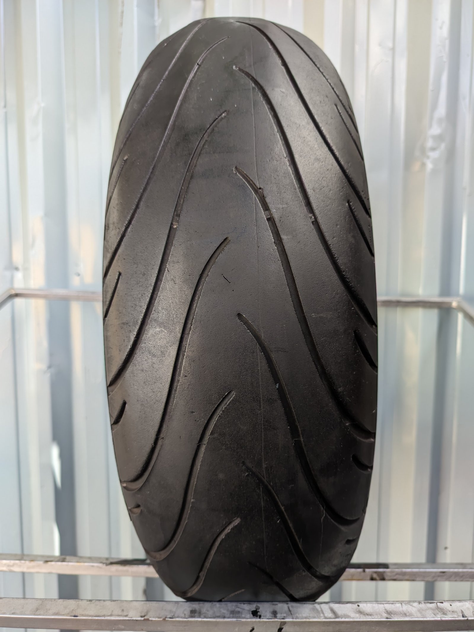 Michelin Pilot Street 180/55-17 Usado