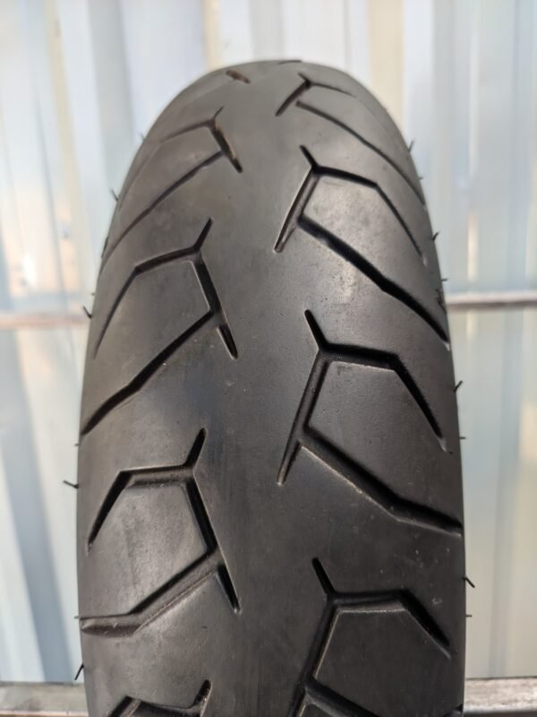 Pirelli Diablo Scooter 120/70-14 Usado - Imagem 2