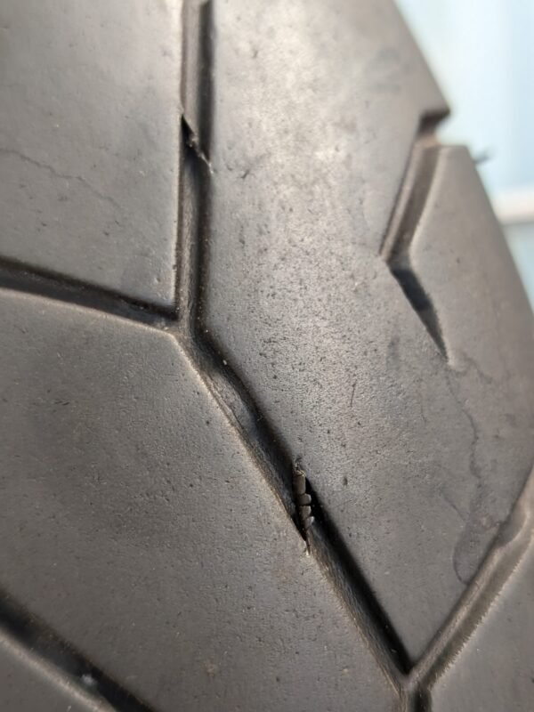 Pirelli Diablo Scooter 100/80-14 Usado - Imagem 3