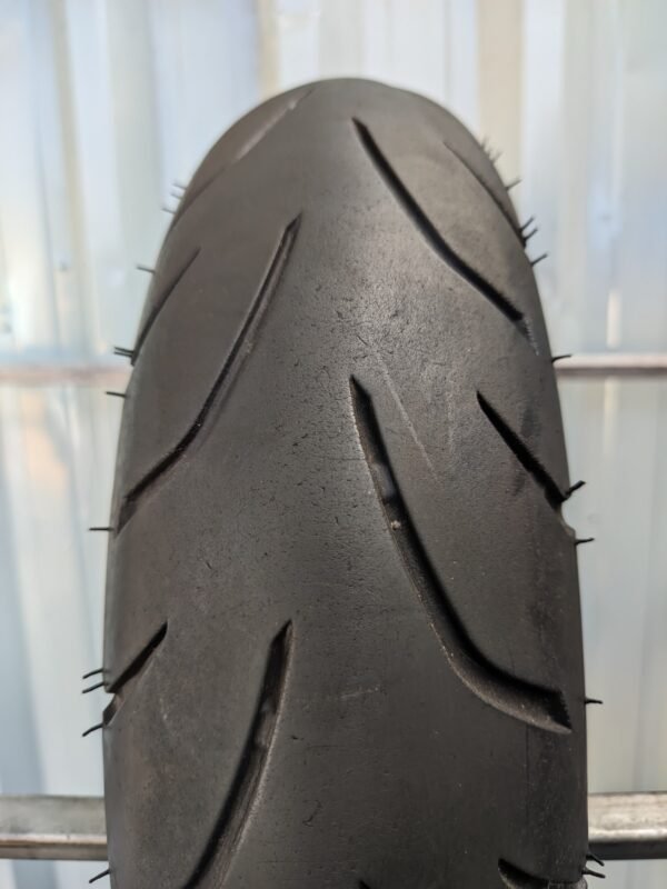 IRC SS570f Nmax 110/70-13 Usado - Imagem 2