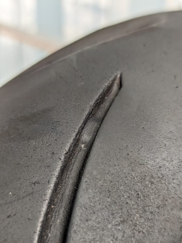 IRC SS570f Nmax 110/70-13 Usado - Imagem 3
