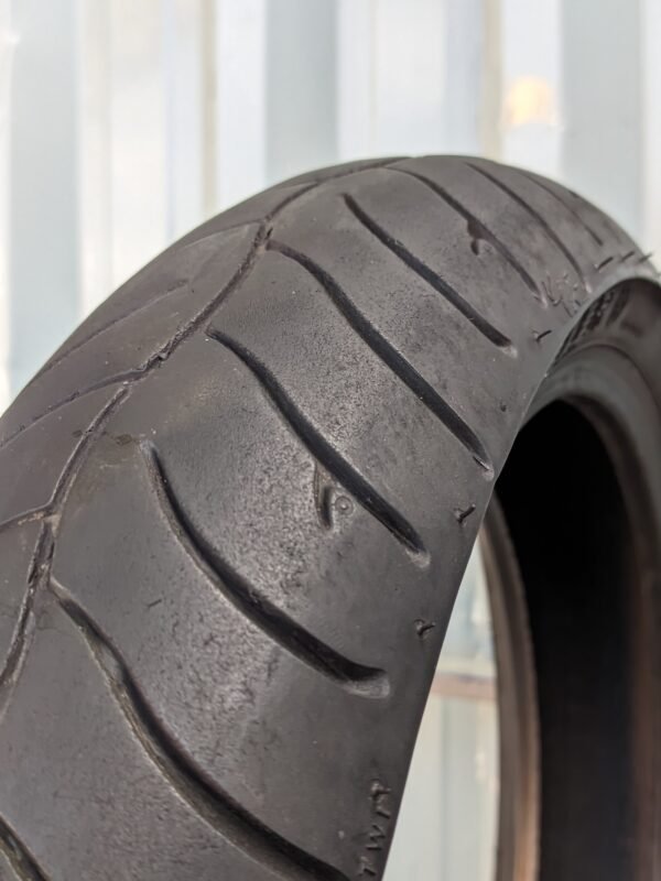 Metzeler Feelfree 110/70-16 Usado - Imagem 4