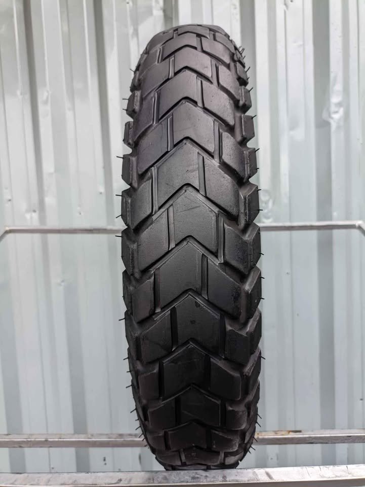 Pirelli MT60 110/90-17 Usado