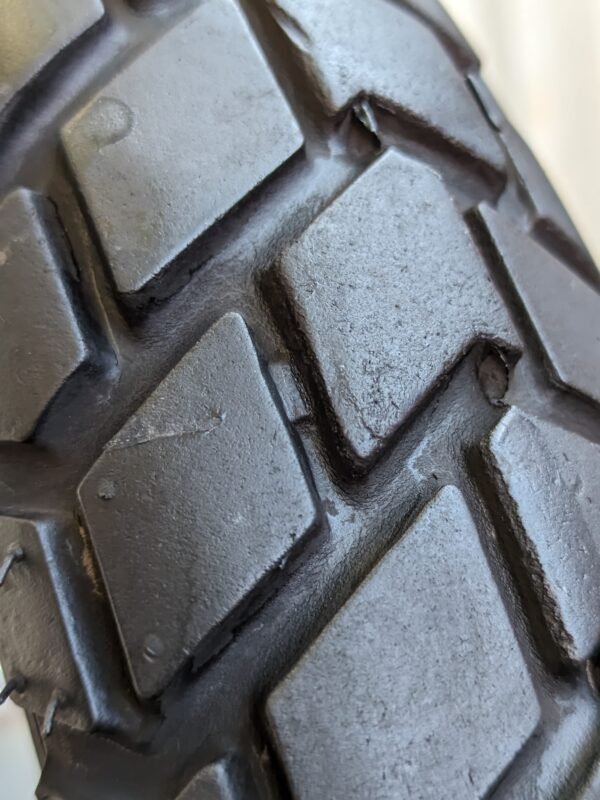Ceat Grip 90/90-21 Usado - Imagem 3