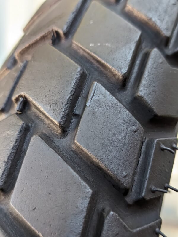 Ceat Grip 90/90-21 Usado - Imagem 4