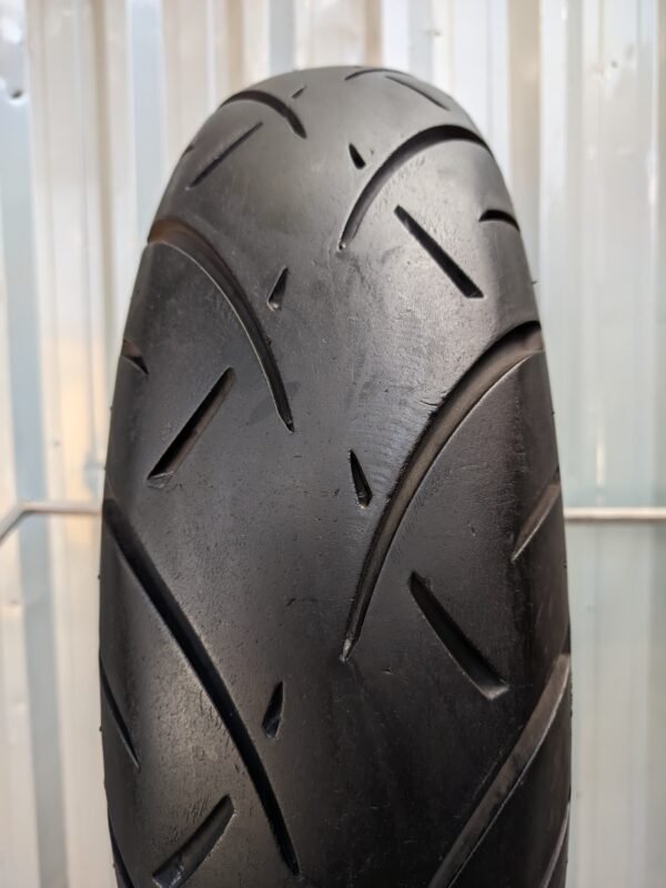 Metzeler ME888 Marathon Ultra 170/80-15 Usado - Imagem 2