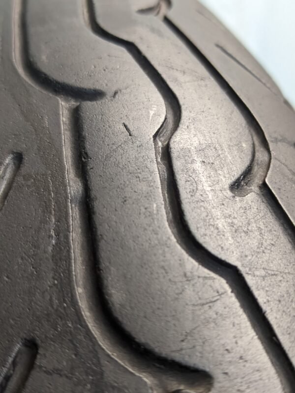 Pirelli Route 120/90-17 Usado - Imagem 4