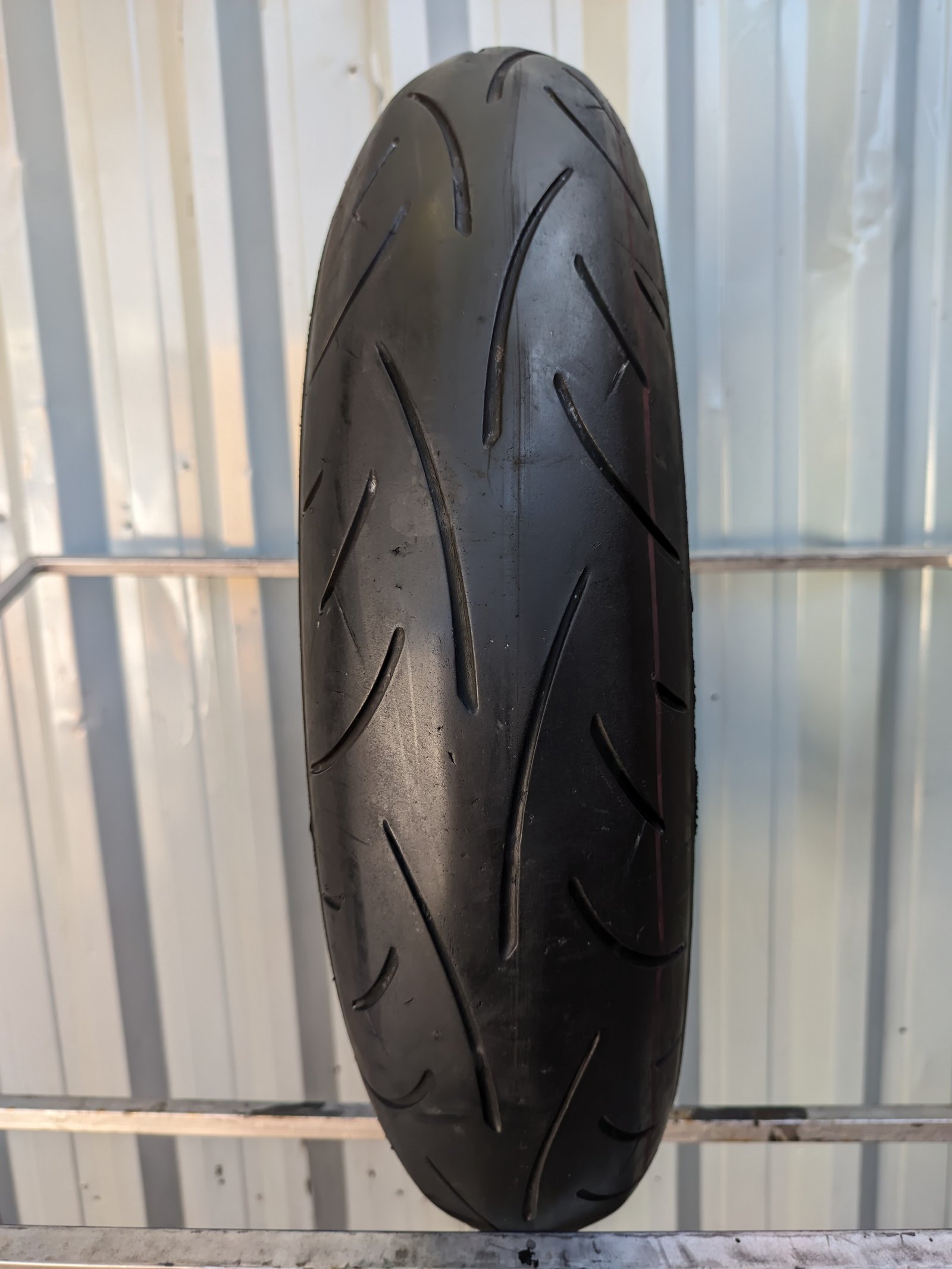 Dunlop D214 Sportmax 120/70-17 Usado